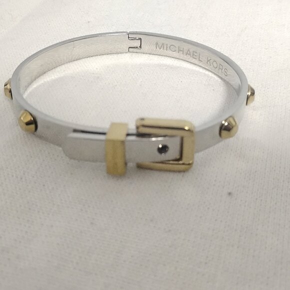 ❤️LOT 2 MICHAEL KORS Silver / Gold Buckle Hinged Studded Bracelet - Picture 4 of 6
